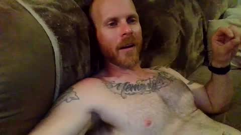 Snapshot of dave8404 chatting on April 29, 5:30 pm Dave online show from April 29, 5:30 pm