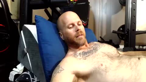 Snapshot of dave8404 chatting on July 21, 10:50 am Dave online show from July 21, 10:50 am