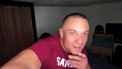 dave875126 online show from May 9, 10:48 pm