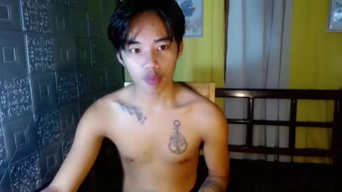 Snapshot of dave_boyyy chatting on November 4, 8:57 am dave_boyyy online show from November 4, 8:57 am