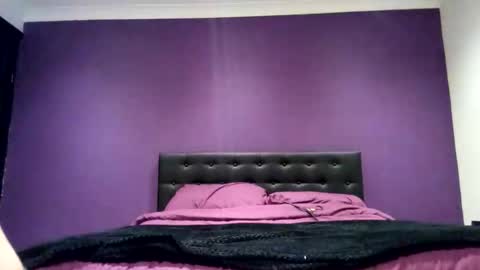 Snapshot of dave_magnum chatting on December 15, 5:28 pm dave_magnum online show from December 15, 5:28 pm