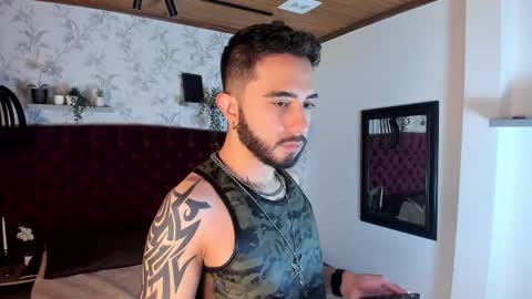 Snapshot of dave_wolff chatting on November 19, 11:54 am Dave online show from November 19, 11:54 am