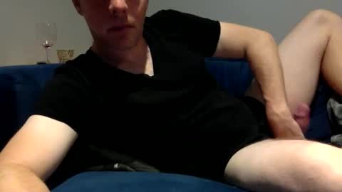 daveb709709709 online show from October 1, 2:28 am