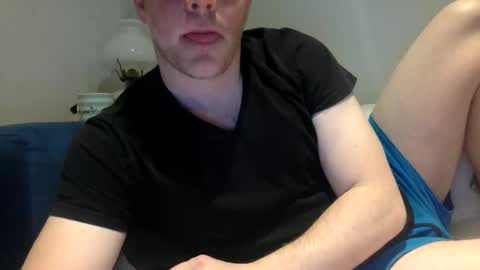 daveb709709709 online show from March 31, 2:02 am