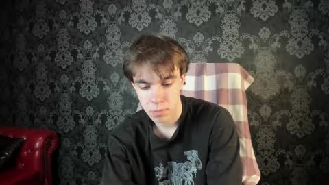 Snapshot of davebevy chatting on May 3, 7:20 pm Dave online show from May 3, 7:20 pm