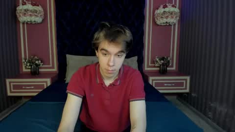 Snapshot of davebevy chatting on June 3, 7:41 pm Dave online show from June 3, 7:41 pm