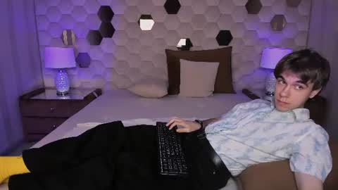 Dave online show from July 9, 8:13 pm