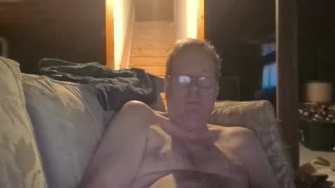 Snapshot of davecock50 chatting on March 26, 12:17 am davecock50 online show from March 26, 12:17 am