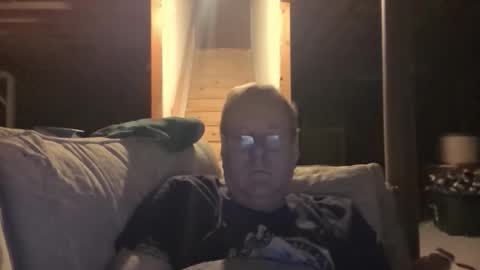 Snapshot of davecock50 chatting on March 28, 1:49 am davecock50 online show from March 28, 1:49 am