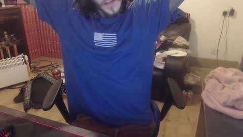 Snapshot of daver281197 chatting on December 8, 7:26 am dave online show from December 8, 7:26 am