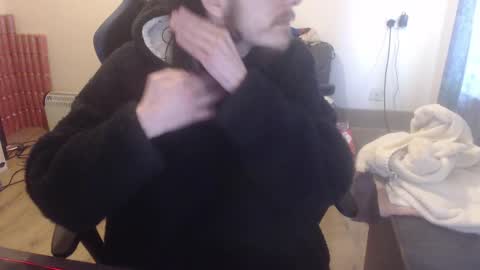 Snapshot of daver281197 chatting on March 4, 7:30 am dave online show from March 4, 7:30 am