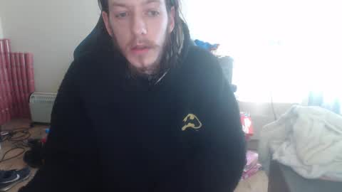 Snapshot of daver281197 chatting on March 8, 2:19 pm dave online show from March 8, 2:19 pm