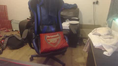 Snapshot of daver281197 chatting on November 1, 2:02 am dave online show from November 1, 2:02 am