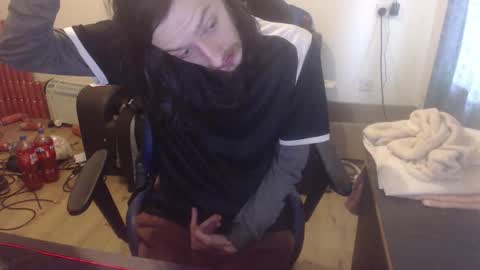 Snapshot of daver281197 chatting on November 9, 1:53 pm dave online show from November 9, 1:53 pm