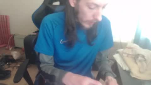 Snapshot of daver281197 chatting on December 3, 9:40 am dave online show from December 3, 9:40 am