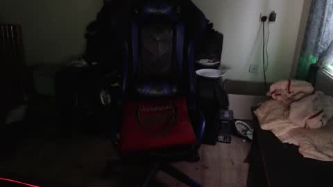 dave online show from January 15, 9:14 am