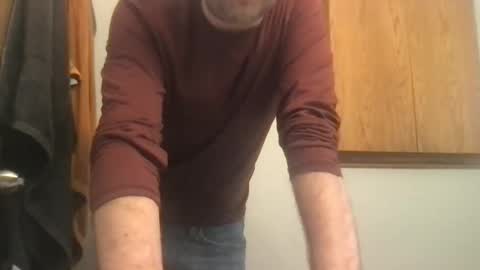 Snapshot of davesoup chatting on February 1, 5:00 pm davesoup online show from February 1, 5:00 pm