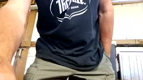 Snapshot of davey33_ chatting on June 28, 7:53 pm davey33_ online show from June 28, 7:53 pm