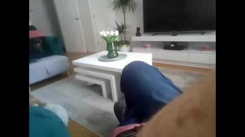 Snapshot of davf76 chatting on April 1, 10:38 am davf76 online show from April 1, 10:38 am