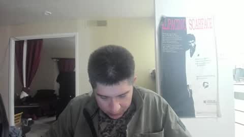 Snapshot of david089613 chatting on January 17, 2:38 am david089613 online show from January 17, 2:38 am