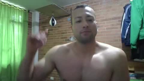 Snapshot of david131603 chatting on November 4, 7:13 pm Davi10 online show from November 4, 7:13 pm