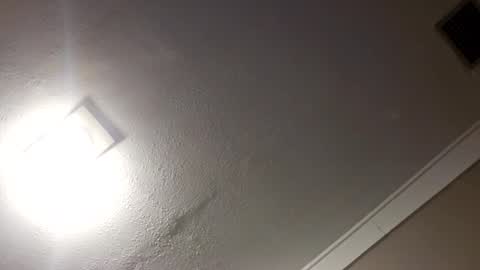 david_6989 online show from December 3, 8:45 am