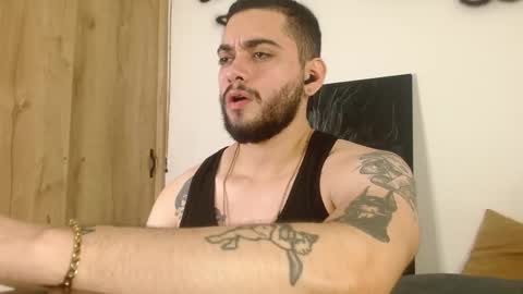 Snapshot of david_franco1 chatting on March 5, 5:25 am Twitter davidsanctum online show from March 5, 5:25 am