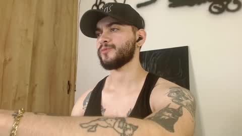 Snapshot of david_franco1 chatting on March 10, 6:07 am Twitter davidsanctum online show from March 10, 6:07 am