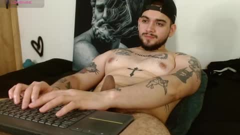 Twitter davidsanctum online show from May 13, 5:49 am