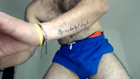 Snapshot of david_hot12 chatting on April 9, 7:52 pm david online show from April 9, 7:52 pm