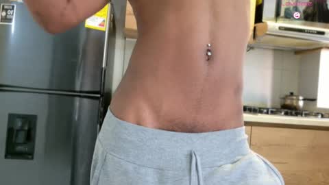 david_hot44 online show from April 23, 2:08 pm