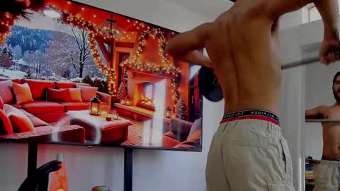 Hey im David that loves to explore and speak their fantasies. Very open talktative and nice. Feel free to chat with me online show from December 22, 3:00 pm