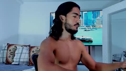 Hey im David that loves to explore and speak their fantasies. Very open talktative and nice. Feel free to chat with me online show from February 14, 12:02 pm