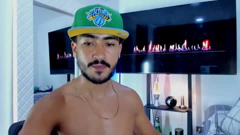 Hey im David that loves to explore and speak their fantasies. Very open talktative and nice. Feel free to chat with me online show from June 1, 12:56 am