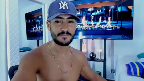 Hey im David that loves to explore and speak their fantasies. Very open talktative and nice. Feel free to chat with me online show from June 6, 12:27 am