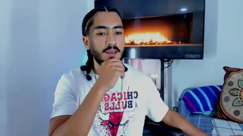 Hey im David that loves to explore and speak their fantasies. Very open talktative and nice. Feel free to chat with me online show from June 11, 11:03 pm