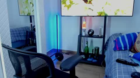 Hey im David that loves to explore and speak their fantasies. Very open talktative and nice. Feel free to chat with me online show from June 13, 10:57 am