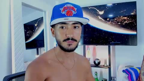 Hey im David that loves to explore and speak their fantasies. Very open talktative and nice. Feel free to chat with me online show from July 23, 11:35 pm