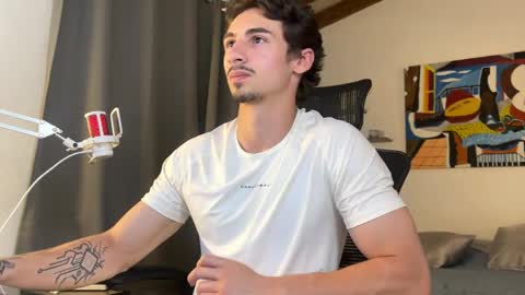 Snapshot of david_muller_ chatting on March 31, 7:03 pm David online show from March 31, 7:03 pm