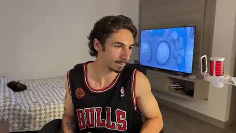 Snapshot of david_muller_ chatting on July 20, 1:42 am David online show from July 20, 1:42 am