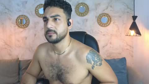 JF oliveira online show from January 12, 1:48 pm