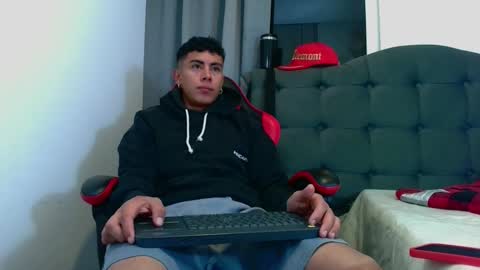 Snapshot of david_savage_ chatting on October 6, 8:34 am david online show from October 6, 8:34 am