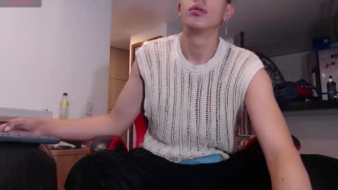 Snapshot of david_savage_ chatting on October 16, 12:39 pm david online show from October 16, 12:39 pm