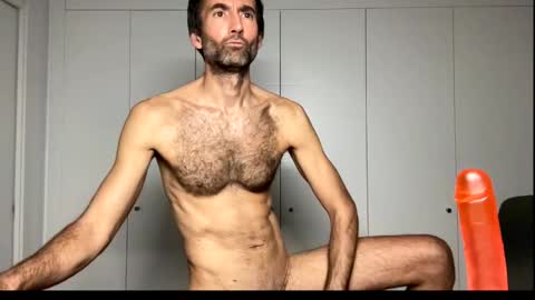 Snapshot of david_spanish chatting on November 18, 7:07 pm David Cock online show from November 18, 7:07 pm