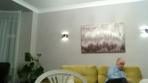 Snapshot of davidaus007 chatting on January 15, 4:50 am David online show from January 15, 4:50 am