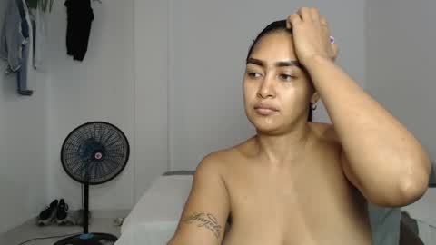 Snapshot of davidberrocal chatting on September 28, 9:53 pm DavidSexxx777 online show from September 28, 9:53 pm