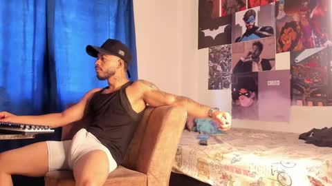 Snapshot of davide_daniels chatting on March 16, 6:12 pm Davide online show from March 16, 6:12 pm