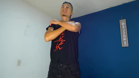 Snapshot of davidgalvis1 chatting on December 22, 9:09 pm David Galvis - independent model online show from December 22, 9:09 pm