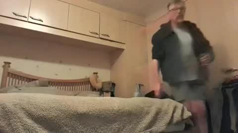 Snapshot of davidjmarshall46 chatting on January 17, 11:48 am davidjmarshall46 online show from January 17, 11:48 am