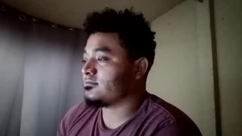 Snapshot of davidjose1995 chatting on December 9, 3:50 am Juice cock online show from December 9, 3:50 am